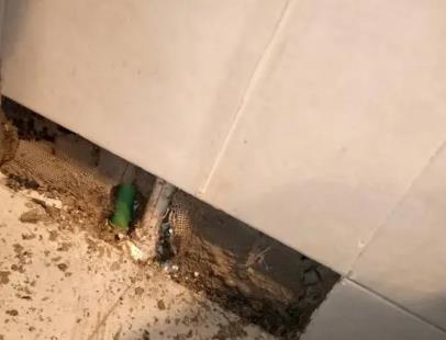 周至楼顶漏水维修公司分享下修复水管漏水的几种小方法